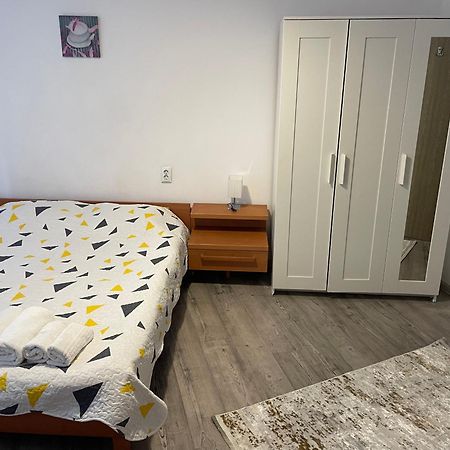 Studio Piata Amzei Nr.1 بوخارست المظهر الخارجي الصورة