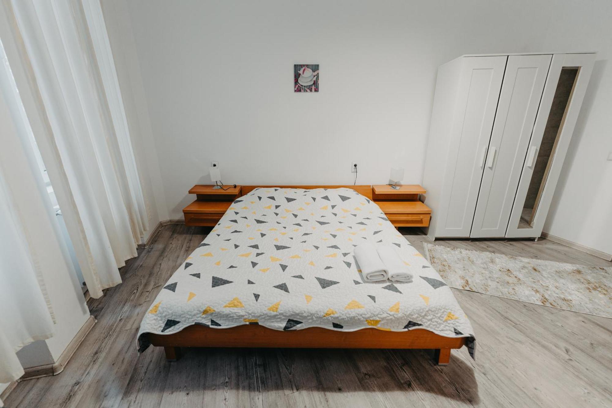 Studio Piata Amzei Nr.1 بوخارست المظهر الخارجي الصورة