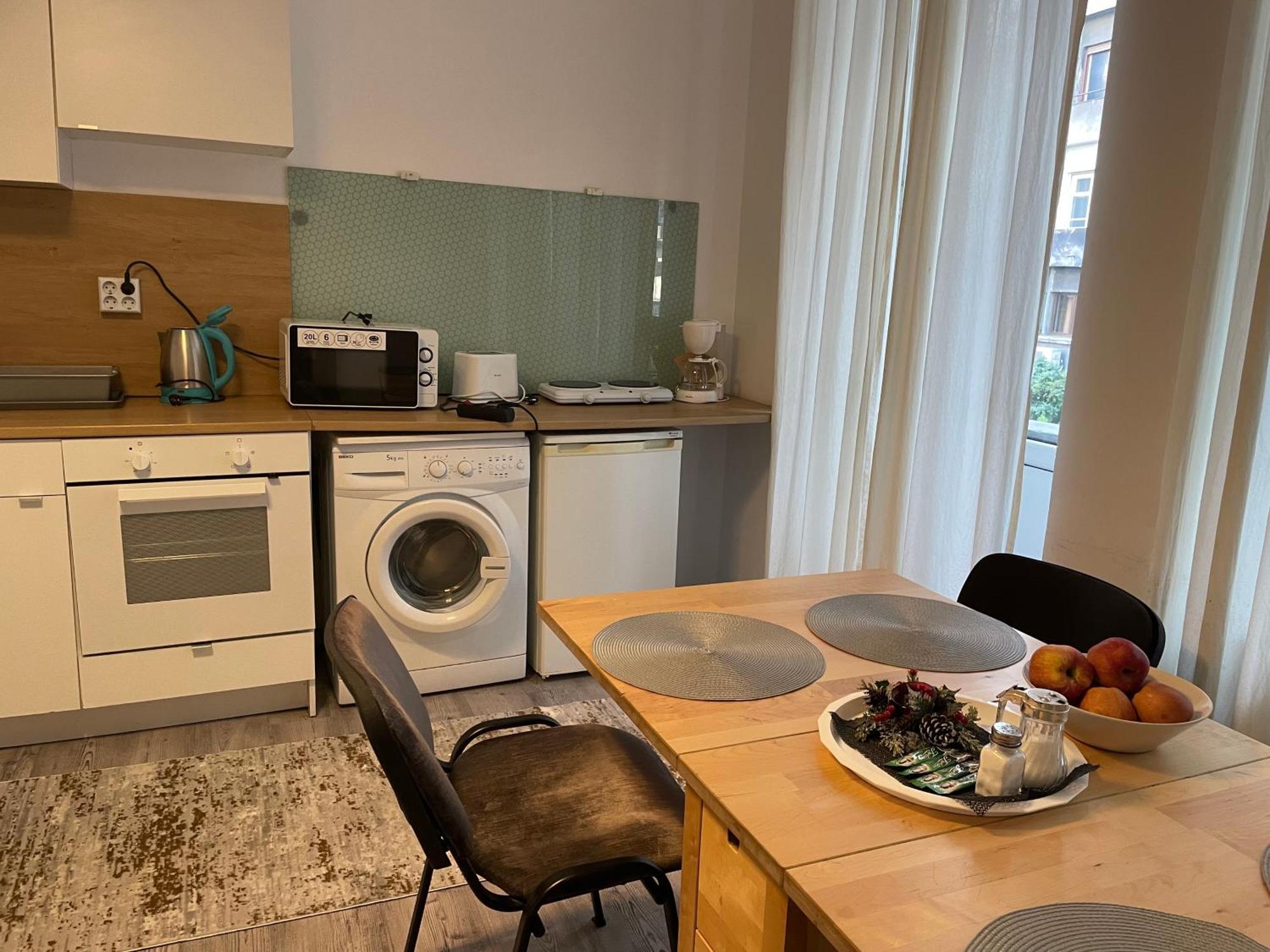 Studio Piata Amzei Nr.1 بوخارست المظهر الخارجي الصورة